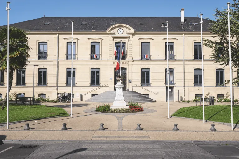Houilles (78800)